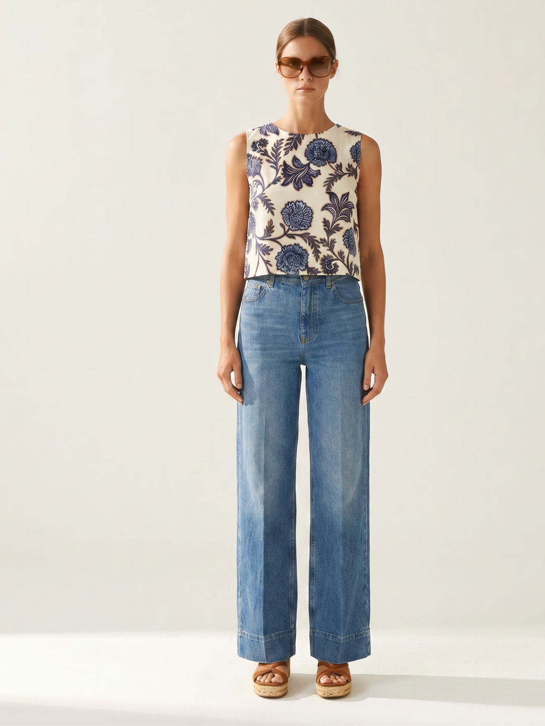 AGATHA CHIC SLEEVELESS TOP
