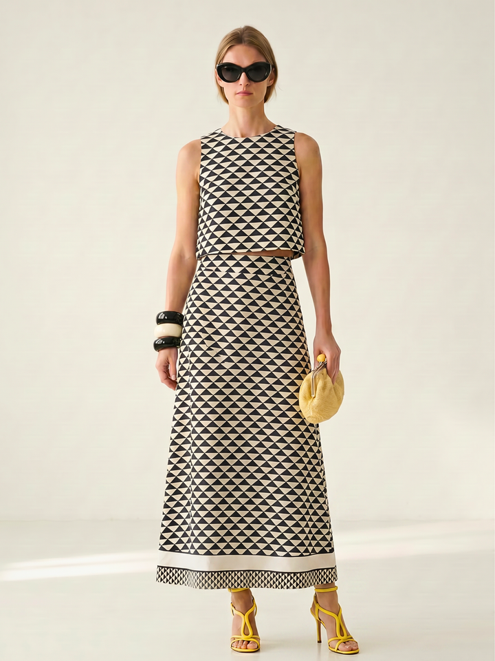AGATHA CHIC SLEEVELESS TOP