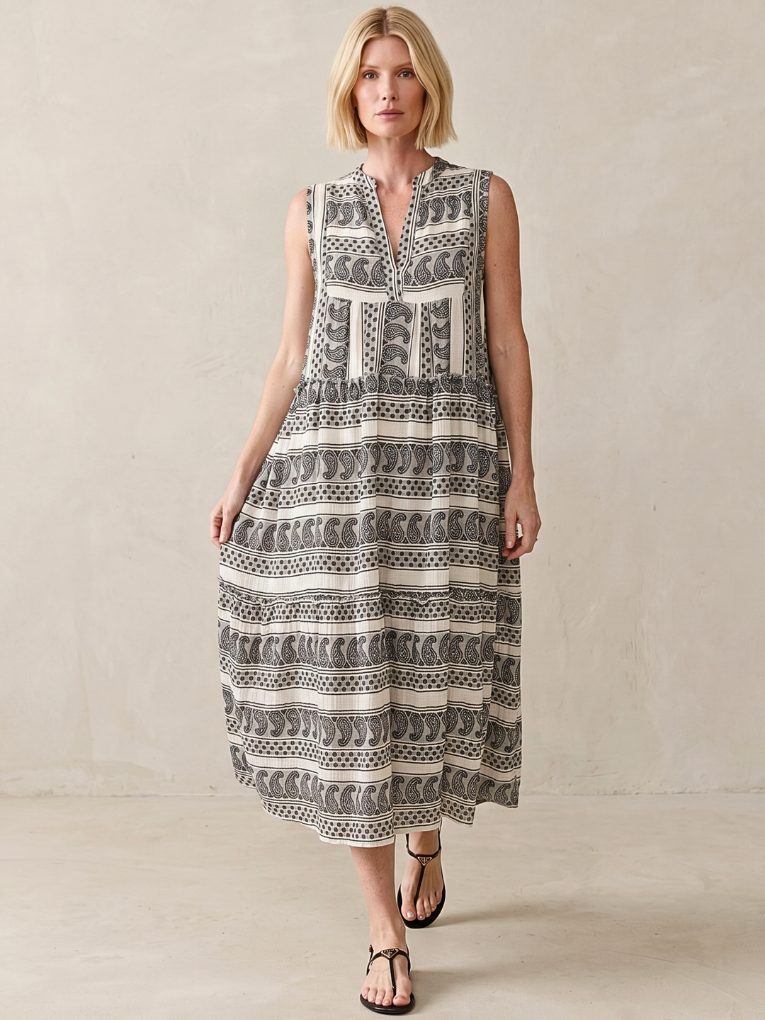BALENCIA TIERED SLEEVELESS MAXI DRESS