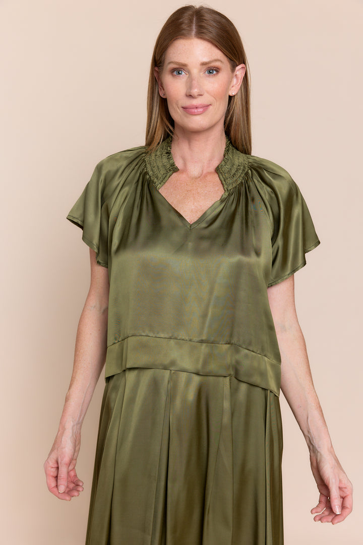 BRIANNA | Tops | essentials, FALL2024, GAMEDAY, gamegirl, NEW ARRIVALS, Satin, Short Sleeve, SOLIDS, Tops | shop-sofia