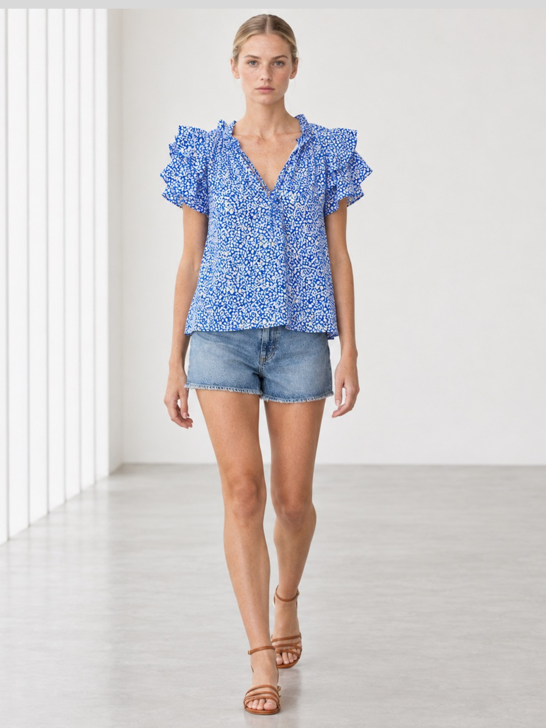KATA RUFFLE FLUTTER-SLEEVE TOP