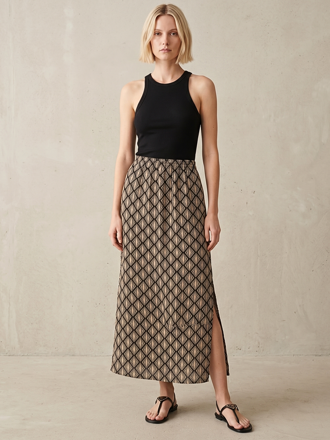 NAYA BREATHABLE SIDE-SLIT SKIRT