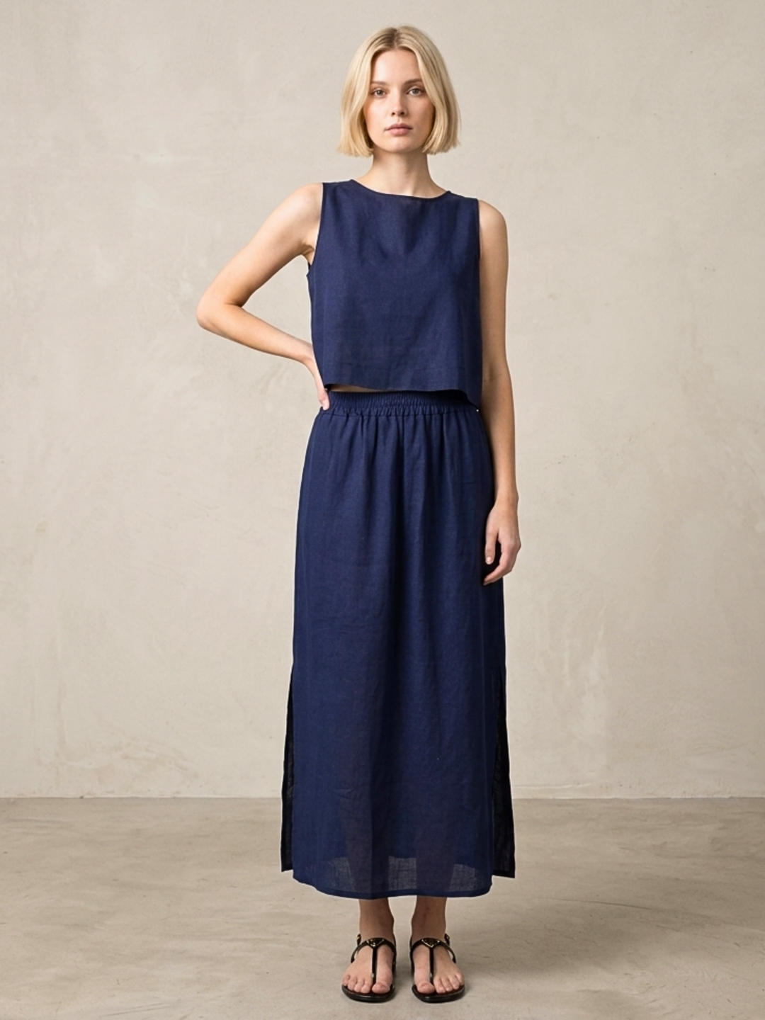 NAYA BREATHABLE SIDE-SLIT SKIRT
