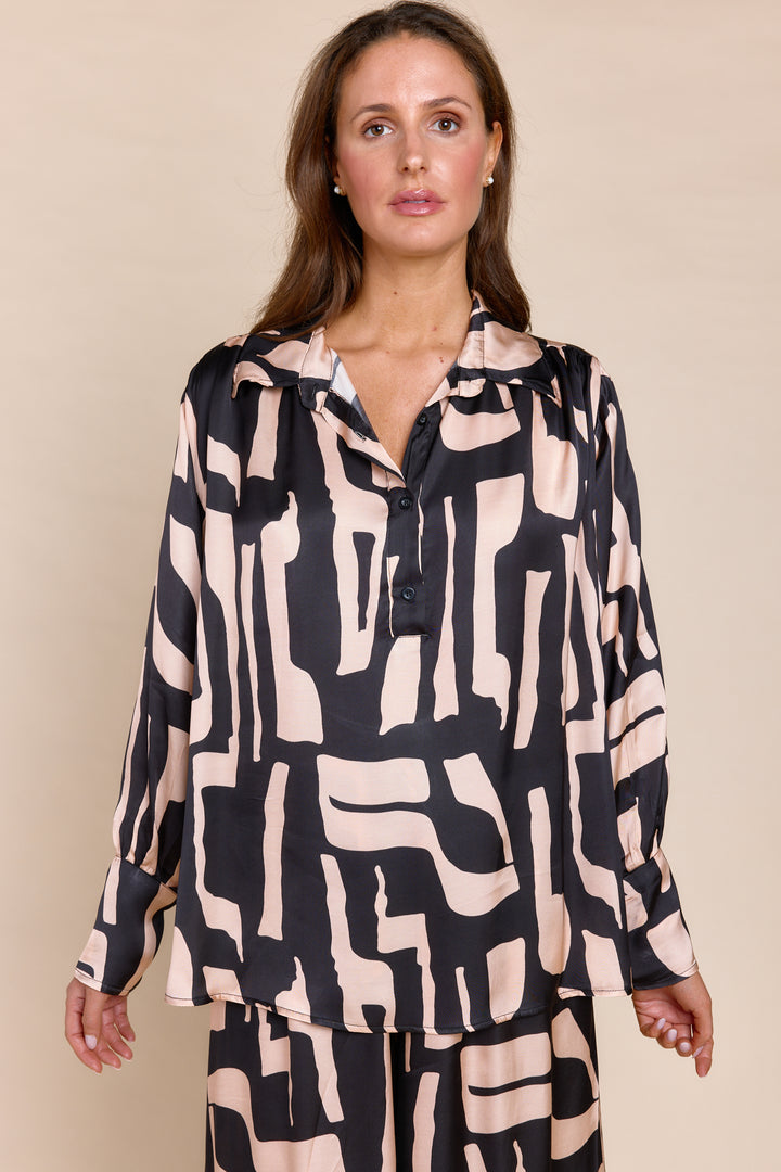 GIULIA | Tops | FALL2024, Long Sleeve, PRINT, Satin, Tops | shop-sofia