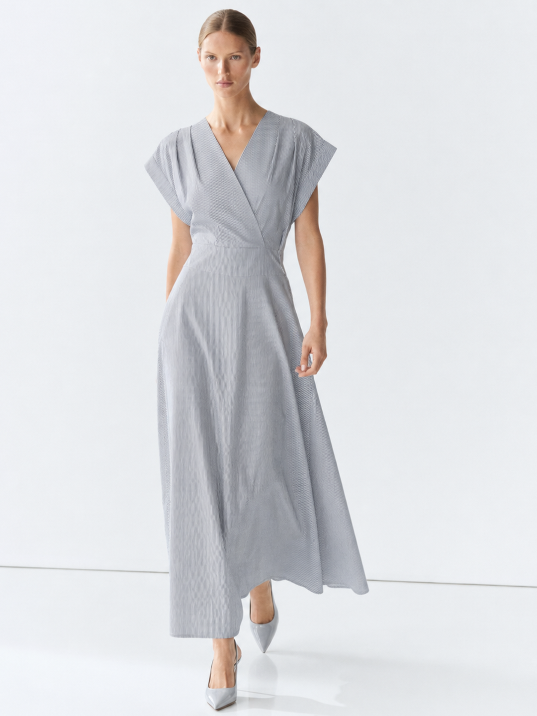 Jacqueline The Perfect Dress for Every Occasion.