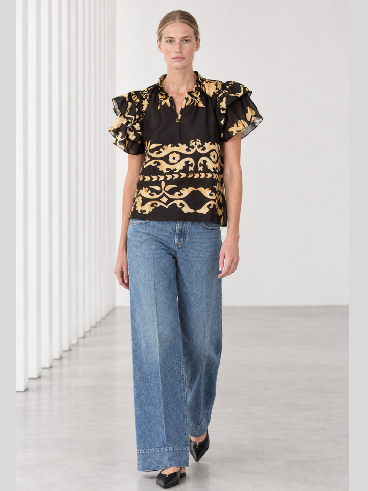 KATA RUFFLE FLUTTER-SLEEVE TOP