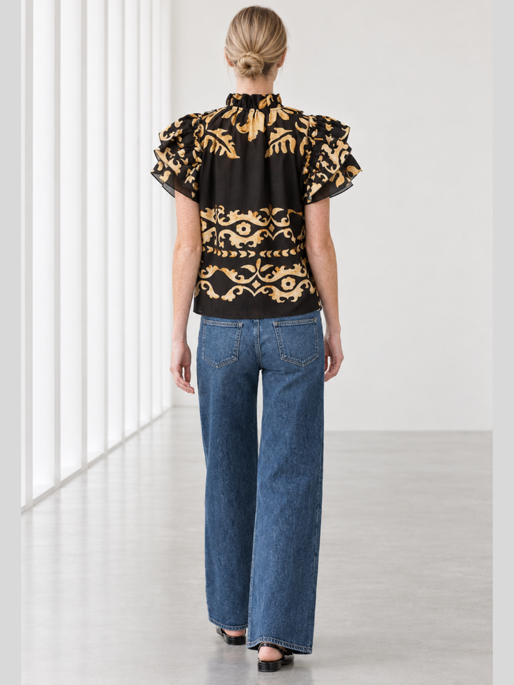 KATA RUFFLE FLUTTER-SLEEVE TOP