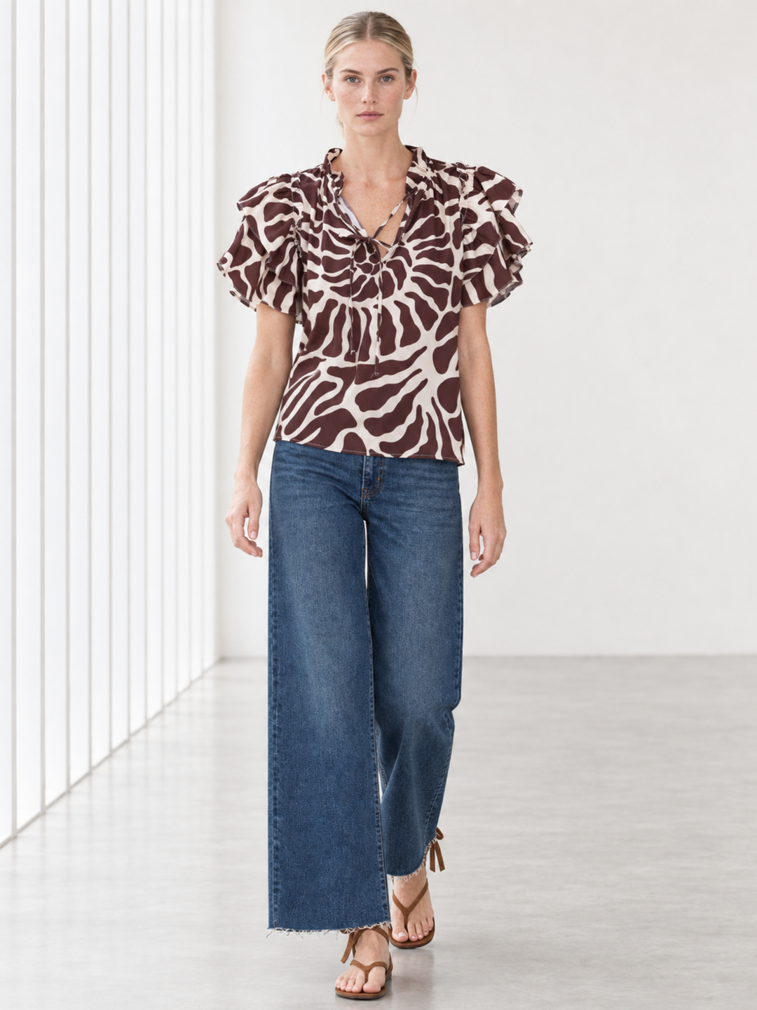 KATA RUFFLE FLUTTER-SLEEVE TOP