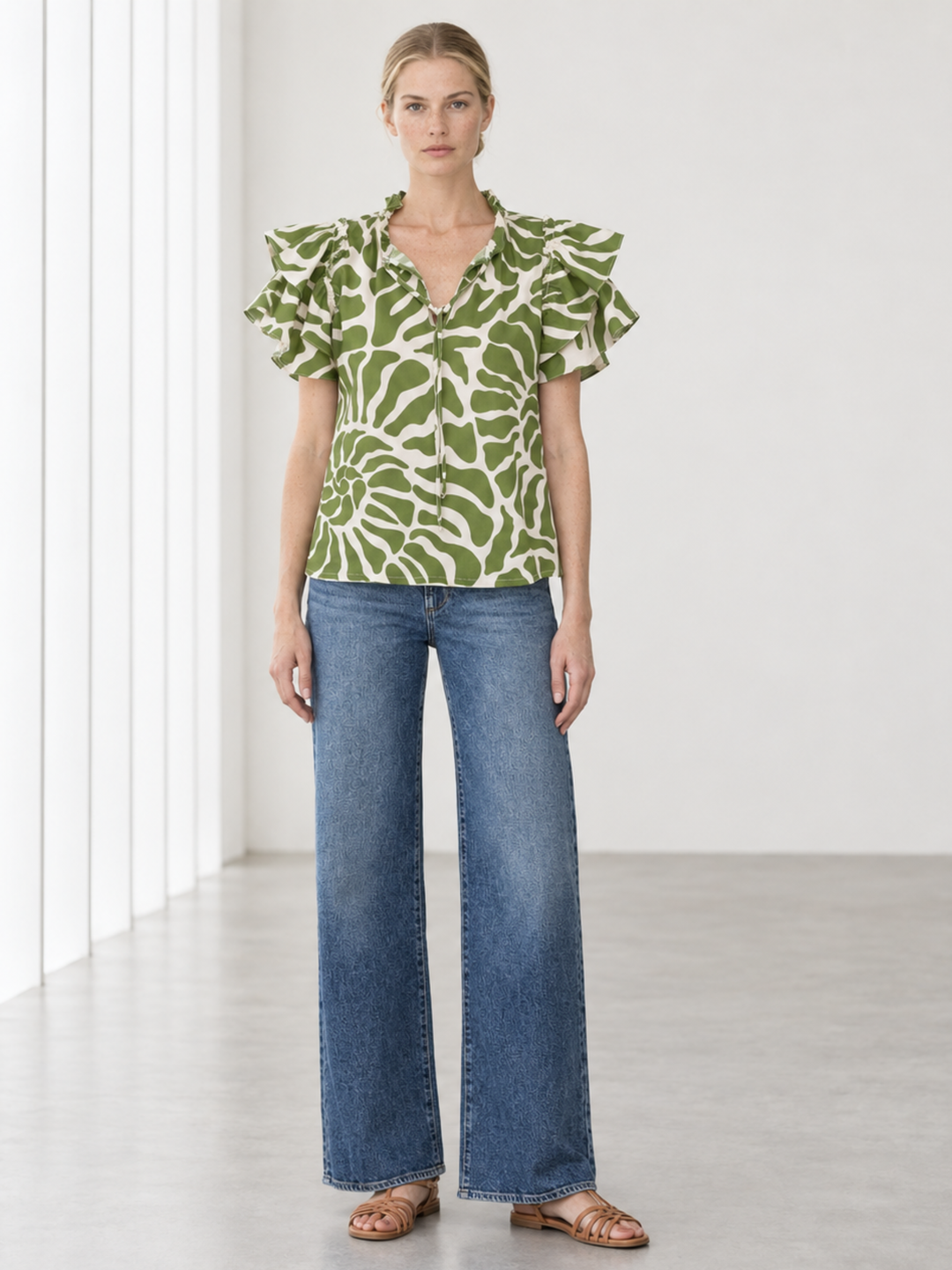 KATA RUFFLE FLUTTER-SLEEVE TOP