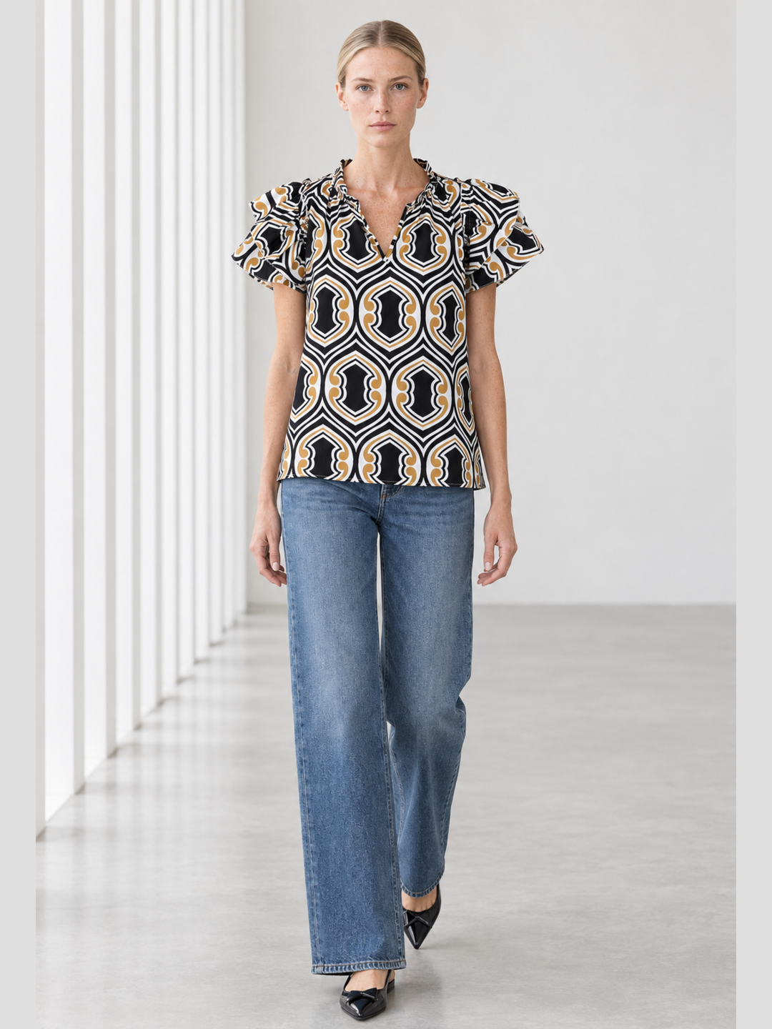KATA RUFFLE FLUTTER-SLEEVE TOP
