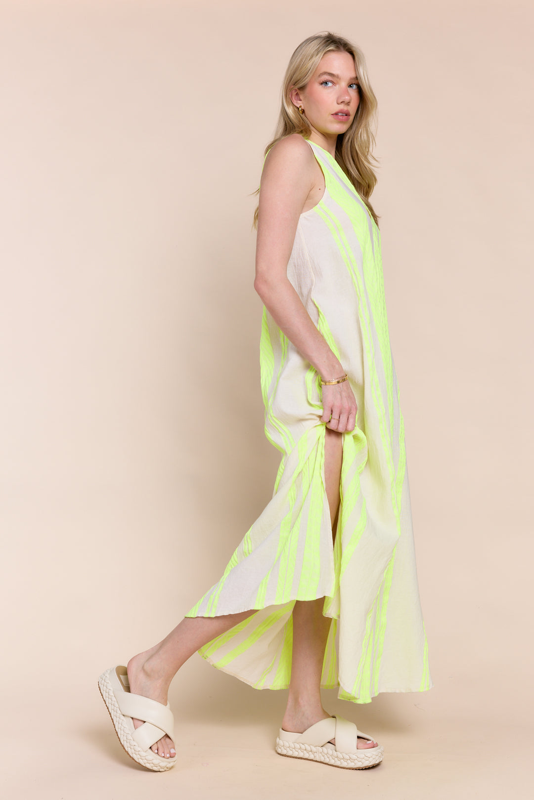 The Tesu Sleeveless Geometric Print Maxi Dress