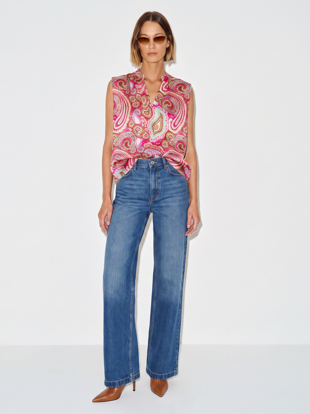 DANA Sleeveless Satin V-Neck Blouse – Relaxed Fit Satin Top